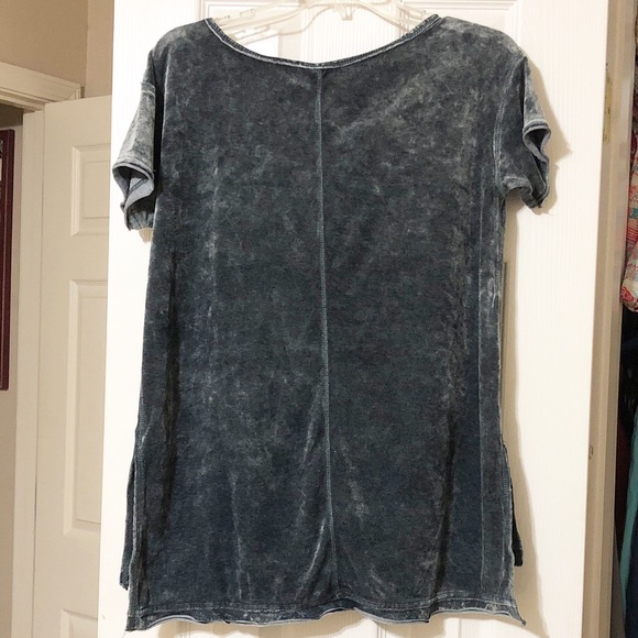 Green tea velvet top - Picture 1 of 4